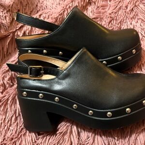Black Studded Women's Clogs